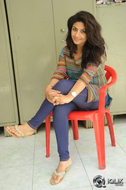 Supriya-Aysola-at-Bhoo-Movie-Success-Meet